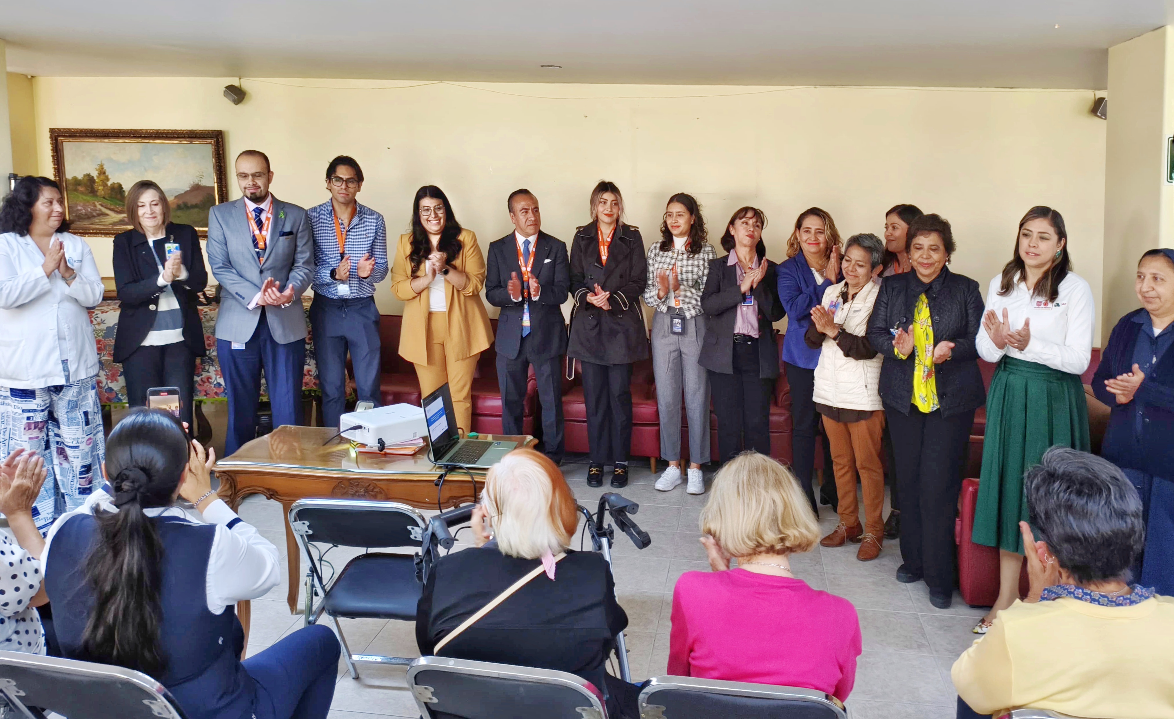 Arranca convenio para fortalecer la salud y nutrici&oacute;n de personas adultas mayores en la CDMX